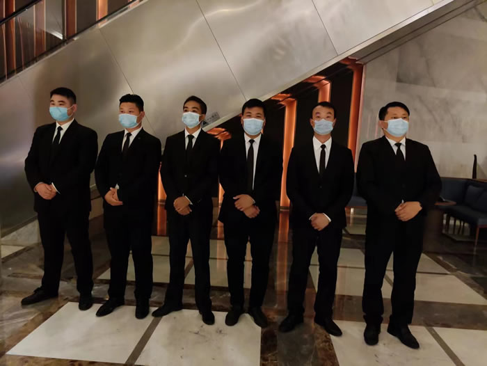 上海远德保安服务公司和某大酒店合作，开展迎接活动